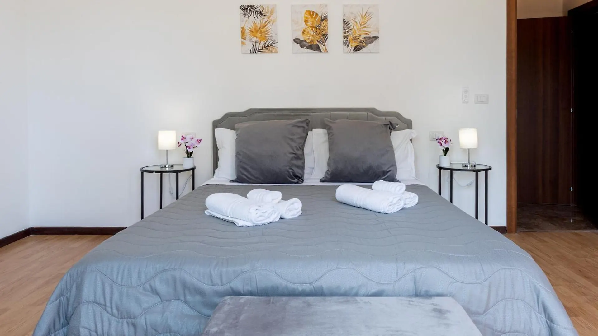 Отель Hesa House Кальяри Италия