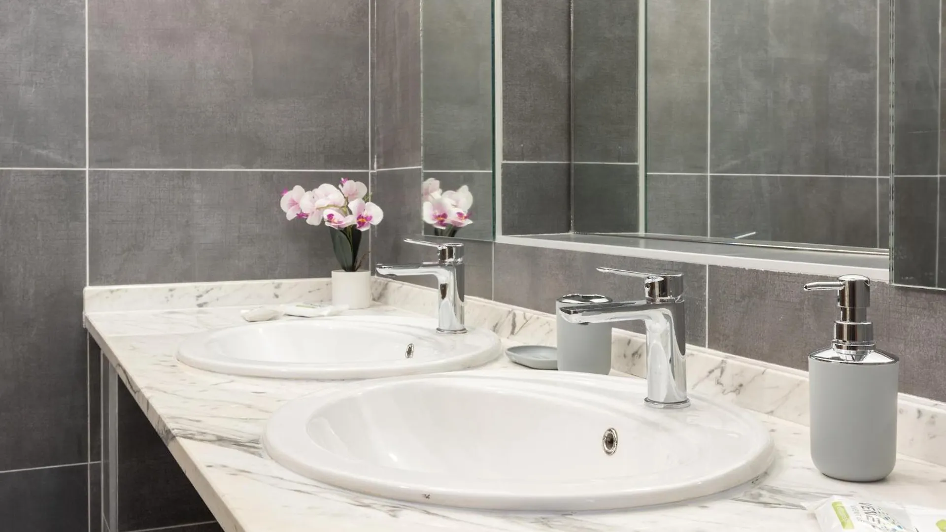 Gasthof Hotel Hesa House Cagliari Italien